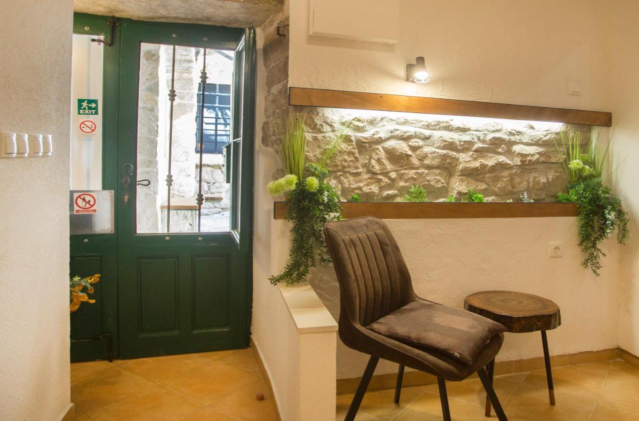 Apartment Natalia Old Town Split Exterior photo