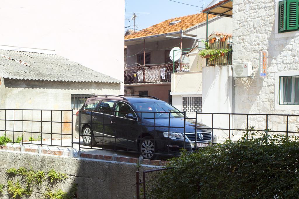 Apartment Natalia Old Town Split Exterior photo